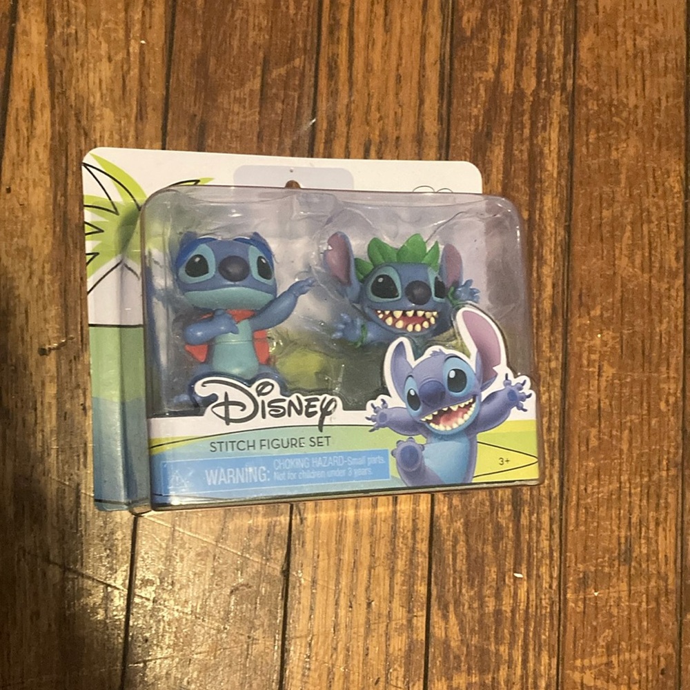 Stitch figure set